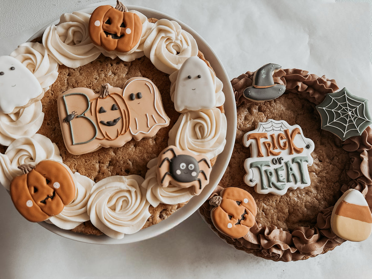 “BOO” cookie cake